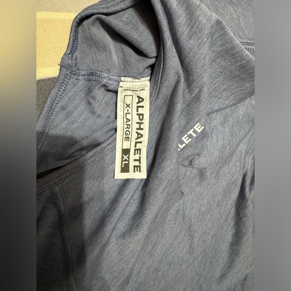 Alphalete Crop Top Womens Size X-Large - Picture 2 of 5